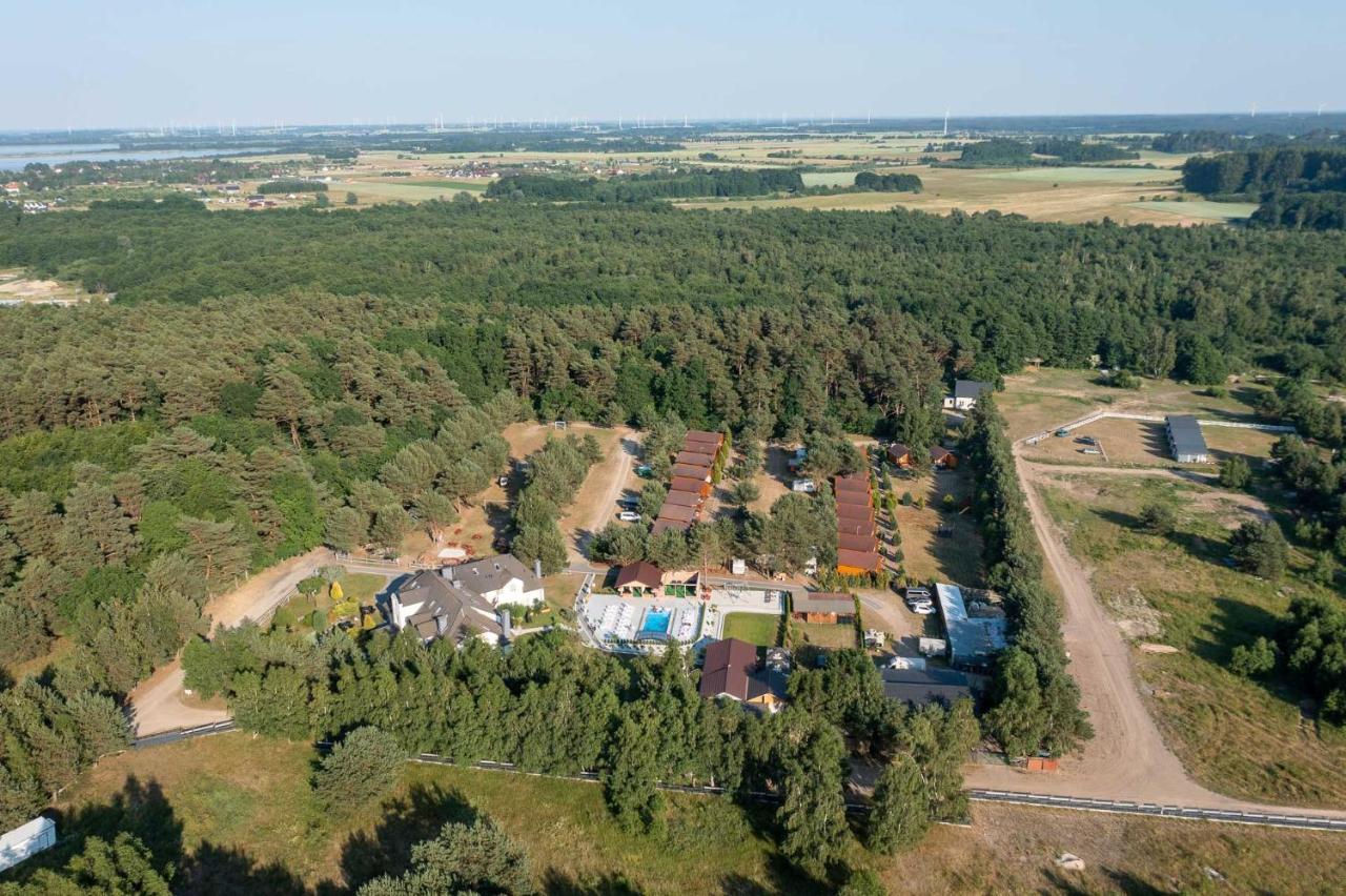 Domki Letniskowe I Pokoje Savana Nad Morzem Jaroslawiec Exterior photo