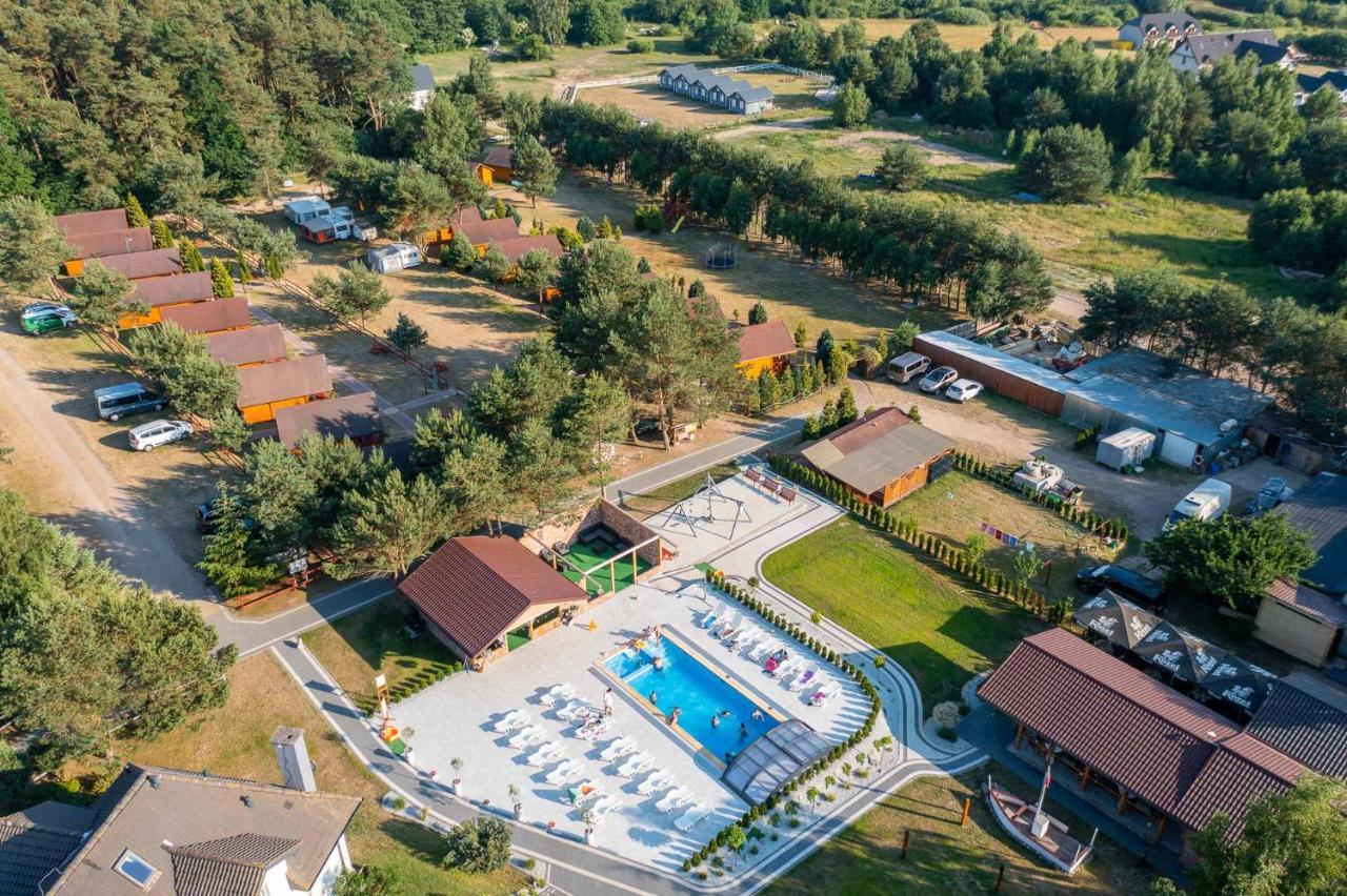 Domki Letniskowe I Pokoje Savana Nad Morzem Jaroslawiec Exterior photo
