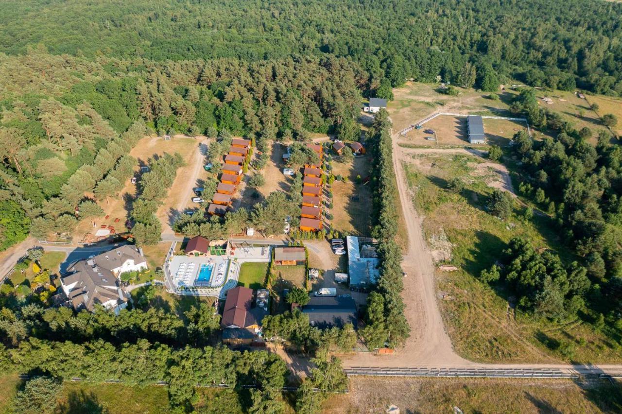 Domki Letniskowe I Pokoje Savana Nad Morzem Jaroslawiec Exterior photo